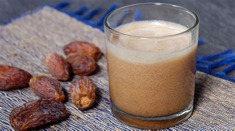 9 Best Dates Juice Benefits For Skin, Hair & Health